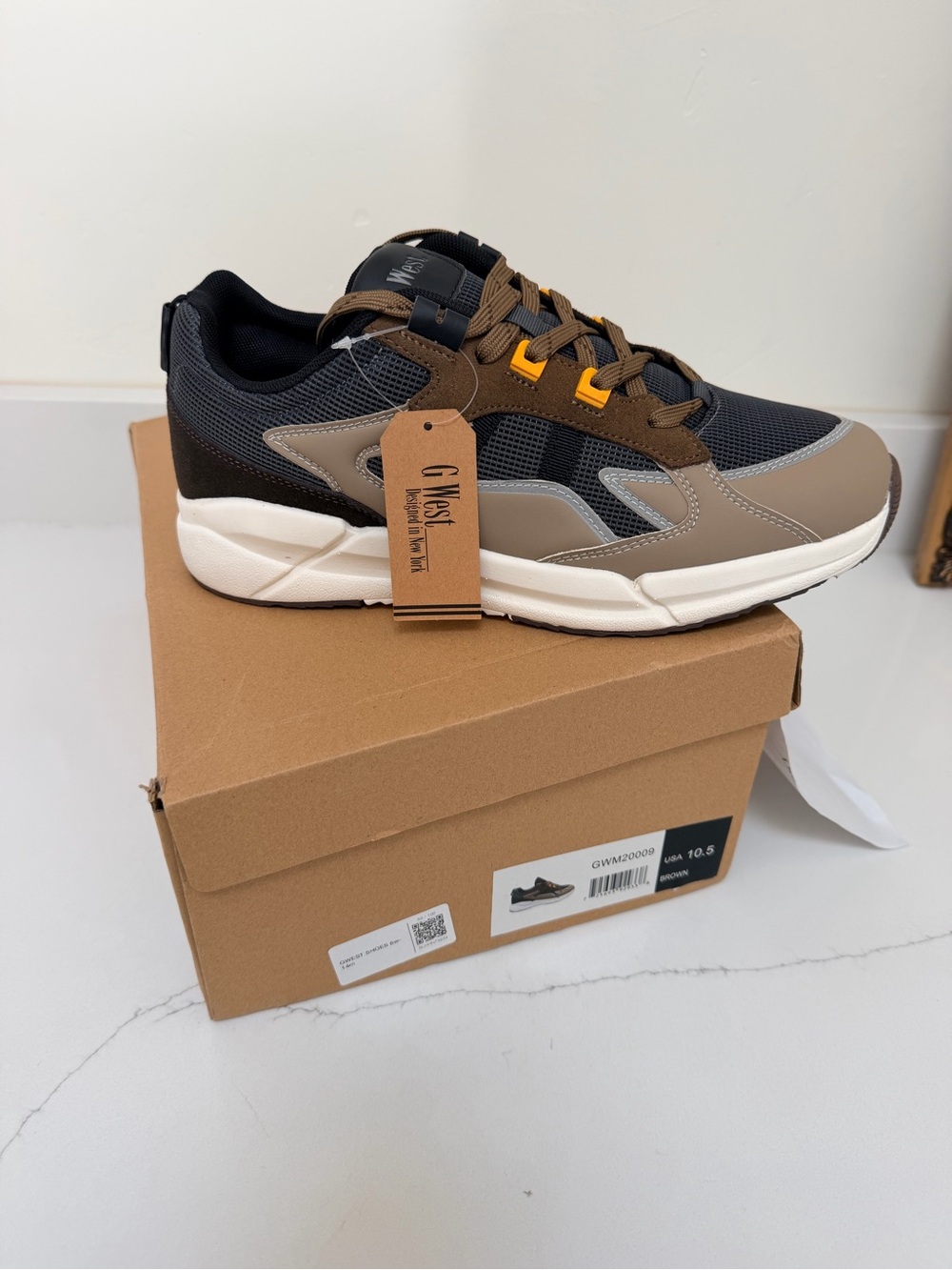G West Men's Black & Brown Athletic Sneaker